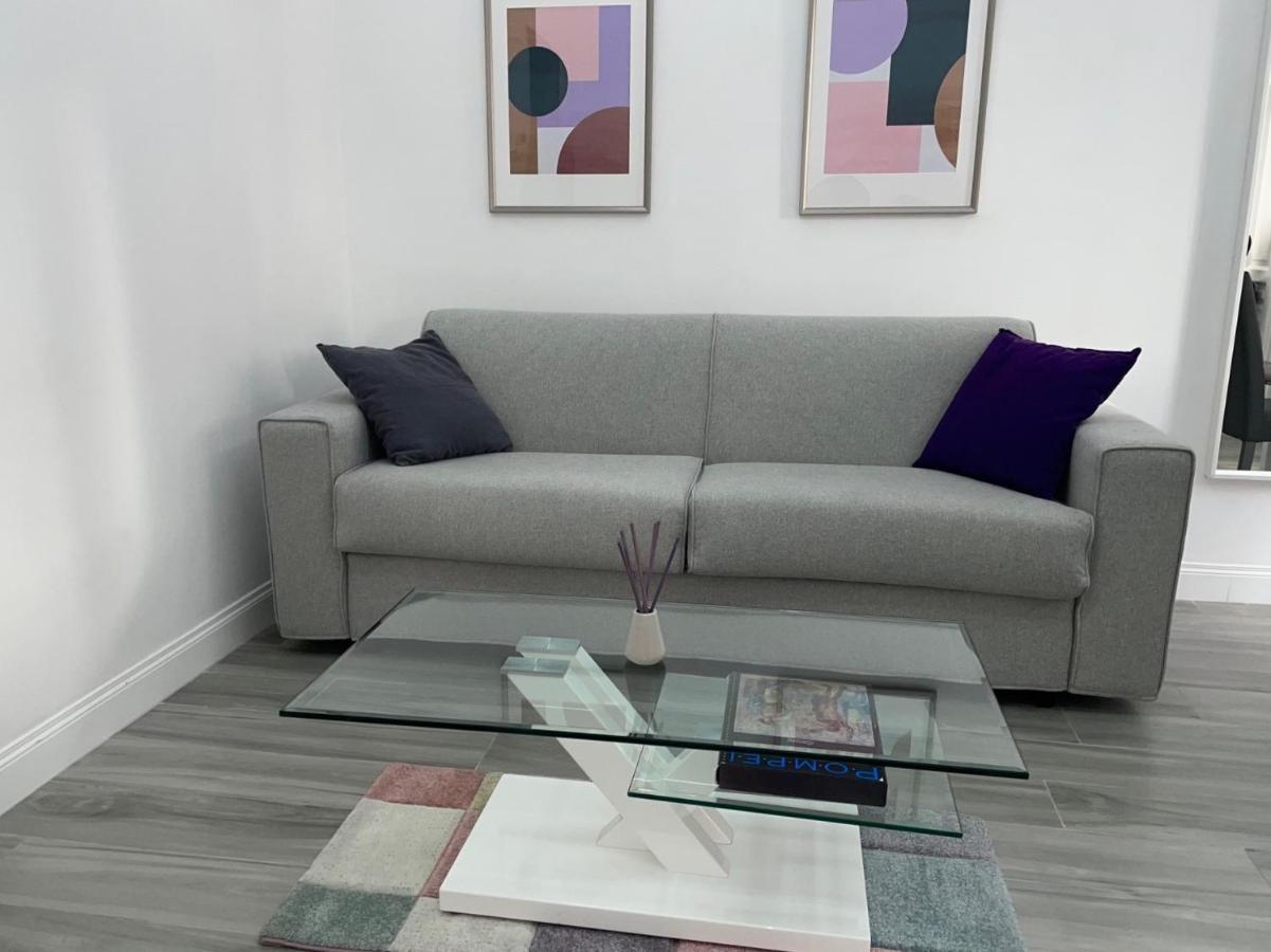 Apartment Duomo Platinum Neapel